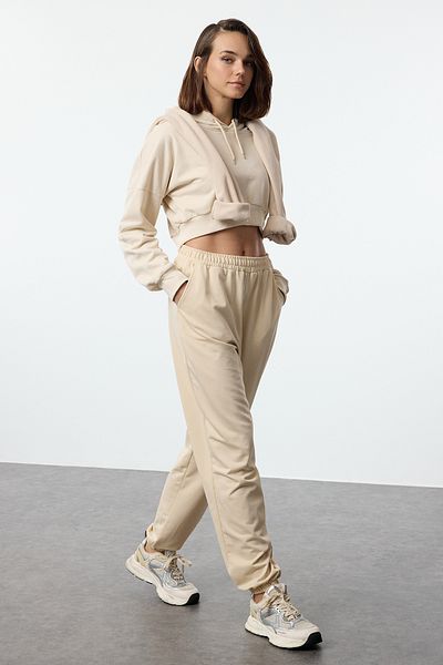 Trendyol Collection Dünne, gestrickte Jogginghose - Stone Loose, TWOAW22EA0041