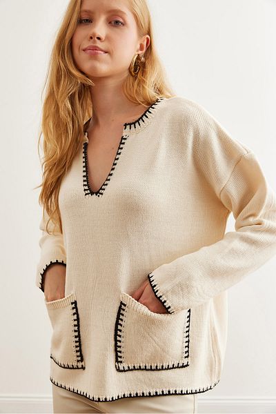 Olalook Ecru Knitwear Women's Sweater - Collar and Pocket Detailed Kzk- 19000810