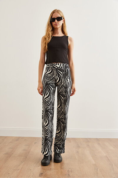 Olalook Kadın Zebra Siyah Yüksek Bel Süet Dokulu Bol Paça Pantolon PNT-19000289