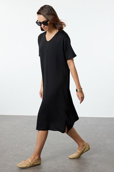 Trendyol Collection Rochie neagră tricotată maxi cu croiala elastică - decolteu în V, croială relaxată TWOSS24EL01062