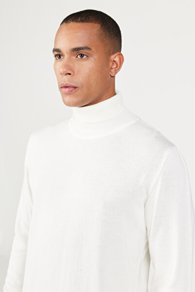 ALTINYILDIZ CLASSICS Ecrufarbener Rollkragenpullover aus Baumwolle für Herren – Standard-Passform