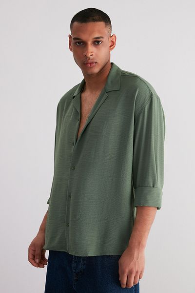 Trendyol Collection Khakifarbenes, übergroßes Sommer-Leinenhemd mit Apaş-Kragen - TMNSS23GO00053