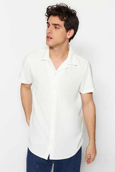 Trendyol Collection Fehér galléros nyári ing - normál szabású TMNSS23GO00105