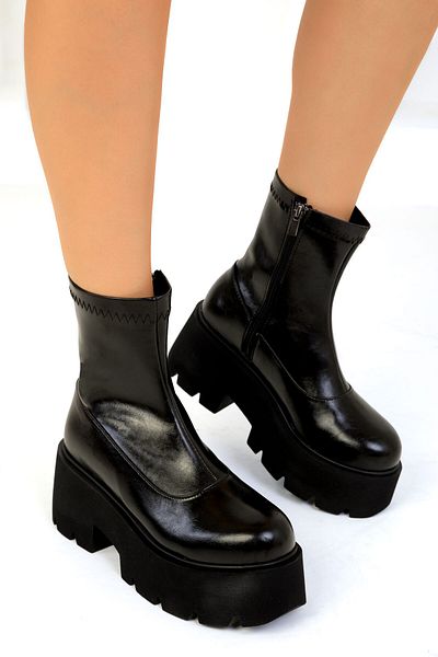SOHO Cizme negre de damă - 19573 Model Bootie