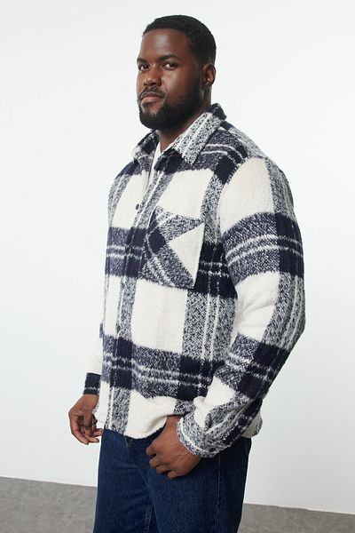 Trendyol Collection Ecrufarbene Winter-Holzfällerjacke - Kariertes Hemd, Übergröße TMNAW25AX00009