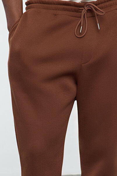 Trendyol Collection Brown Plus Size Regular/Normal Cut Rubber Leg Jogger Fleece Sweatpants Tmnaw24Aj00002