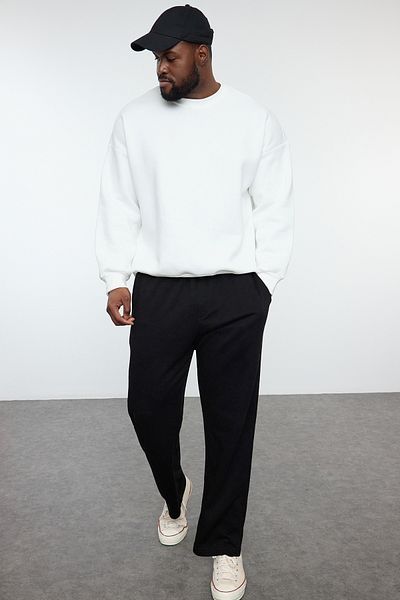 Trendyol Collection Plus Size Black Straight Sweatpants - Tmnaw25Aj00007