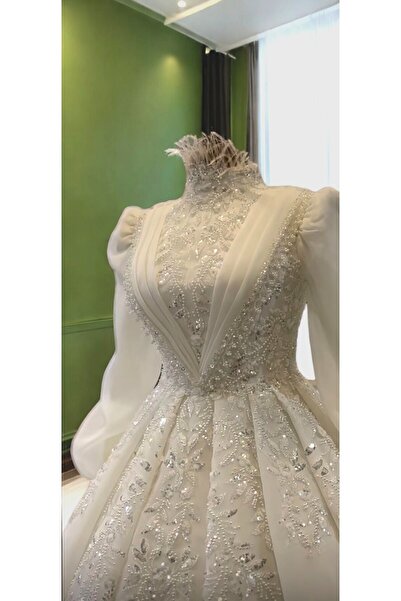 Ömür Gelinlik Fırfırlı Detaylı Gelinlik