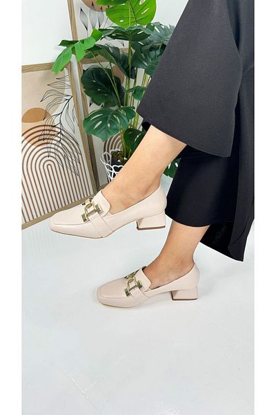 İmerShoes Бежови дамски мокасини - с катарама и шевове, обувки с връзки и тъп връх 700