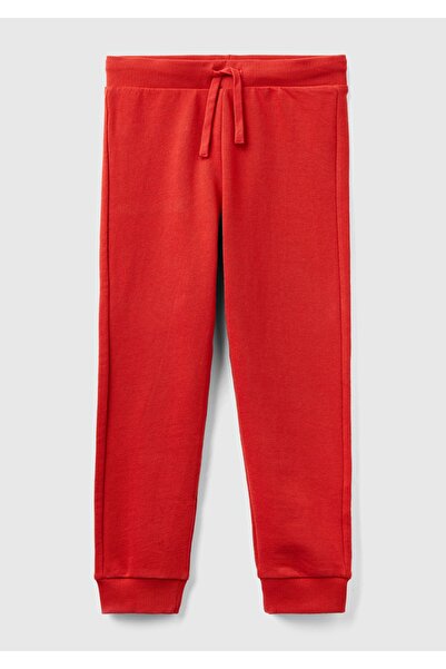 United Colors of Benetton Pantaloni de trening pentru băiat, roșii, cu buzunar la spate, cu logo-ul autocolant