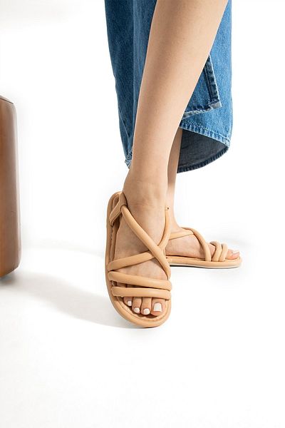 Moda Devrin Women's Mink Color Elastic Sandals