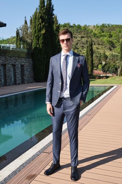 Morven Men's Navy Blue Filafil Patterned Slim Fit Suit