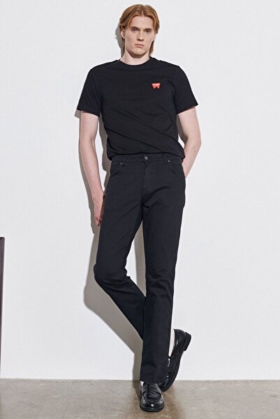 WRANGLER Texas εφαρμοστό Ανδρικό παντελόνι τζιν με κανονική μέση και στενό πόδι W12s004001001