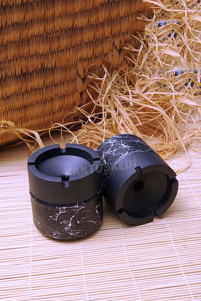 KaktüsKedi 2 Pieces Marble Patterned Odorless Black Glass Ashtray