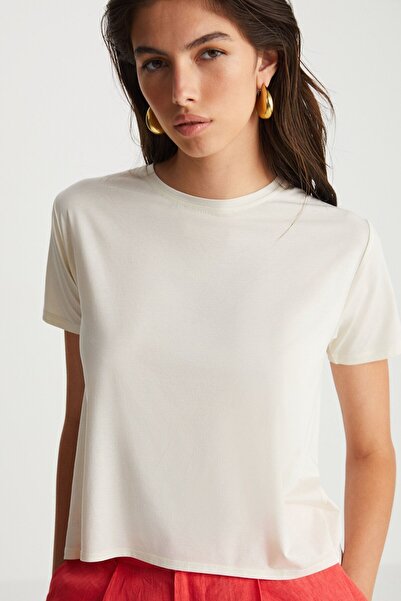 boneqa barcelona Sırtı Açık Ekru Basic Tişört