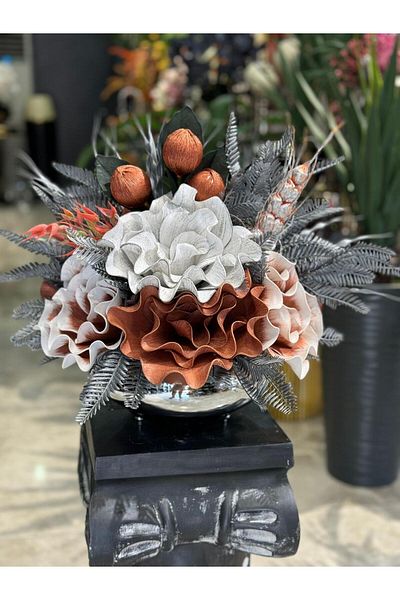 TASARIMHMODA Vază plată argintie - cu aranjament de flori artificiale, nr:17