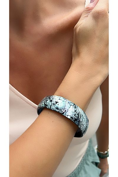 Kutcha Accessories Modern and Stylish Design - Black and Pearlescent Mosaic Patterned Wide Bracelet