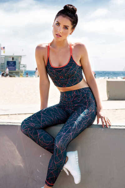 Yeniİnci Sa deznom Sportske helanke - Stilne i udobne