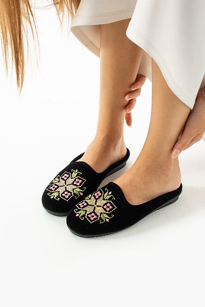FEMME FATALE Γυναικείες παντόφλες σπιτιού Soft Embroidered Narcissus