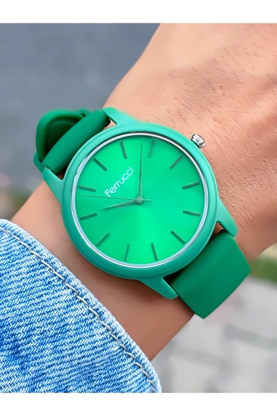 Ferrucci SPOR SİLİKON KORDON 3 ATM SU GEÇİRMEZ KADIN KOL SAATİ