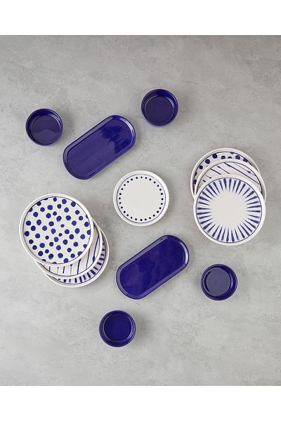 English Home Cosmos Ceramic Breakfast Set - 14 Pieces, 6 Person, Navy Blue