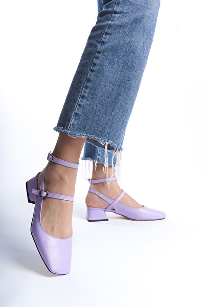 Ayakkabı Podyumum ELIF" جلد أرجواني، مقدمة حادة، إبزيم مزدوج، كعب منخفض 3 سم،...