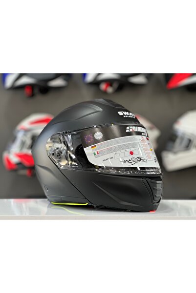 Sway 917 MAT BLACK GÜNEŞ VİZÖRLÜ ÇENE AÇILIR KASK