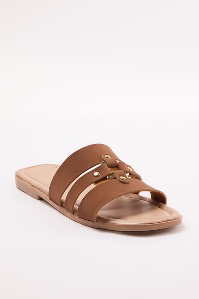 TRENDYOL SHOES Καφέ Rivet Tan Παντόφλες - Strappy, Γυναικείες, TAKAW25TE00004