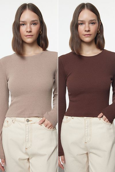 Trendyol Collection Braun-Beige 2er-Pack körperbetonte, gerippte, dehnbare Strickbluse mit Rundhalsausschnitt TWOAW22BZ0331