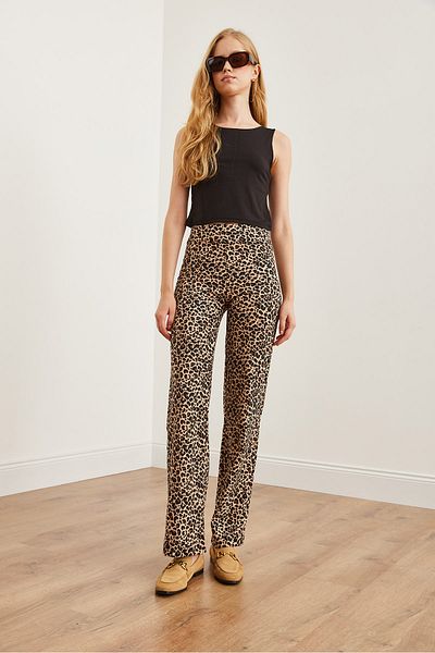 Olalook Damenhose mit hoher Taille und Wildlederstruktur, Leopardenmuster, weitem Bein – PNT- 19000289