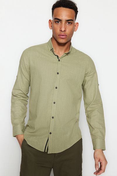 Trendyol Collection Khakifarbenes Slim Fit-Hemd mit Schulterklappen – Langarm, 100 % Baumwolle, TMNSS20GO0189