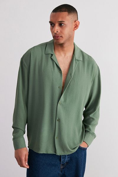 Trendyol Collection Khakifarbenes, übergroßes Sommer-Leinenhemd mit Apaş-Kragen - TMNSS23GO00053