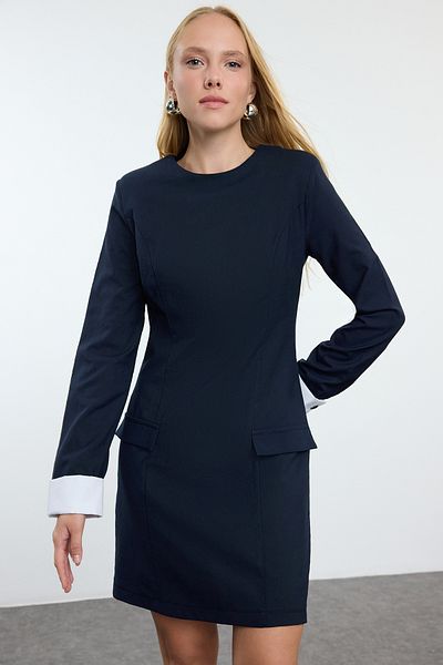 Trendyol Collection Sötétkék mini szőtt ruha - egyenes vágás és mandzsettarészlet Twoaw25el00332
