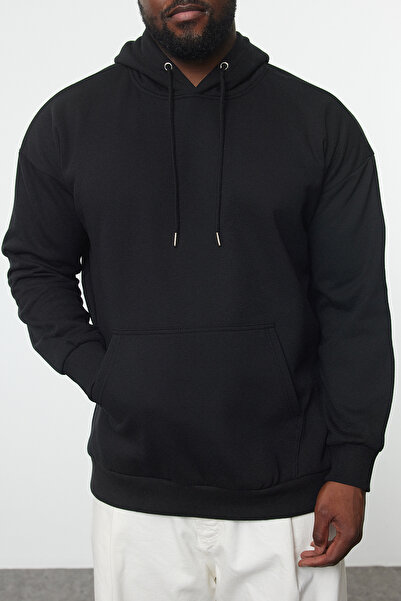 Trendyol Collection Μαύρο φούτερ με κουκούλα μεγάλου μεγέθους - Plus Size TMNAW25AO00002