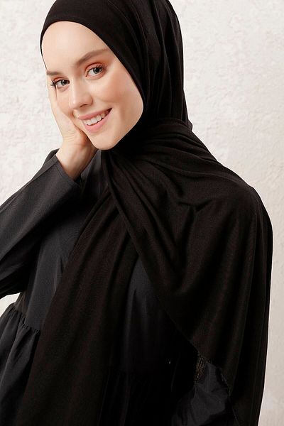 Tachnisa Women's Black Combed Shawl