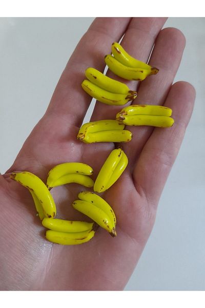 SYLVANIAN FAMILIES Handmade Fimo Miniatur Banana 1 Piece