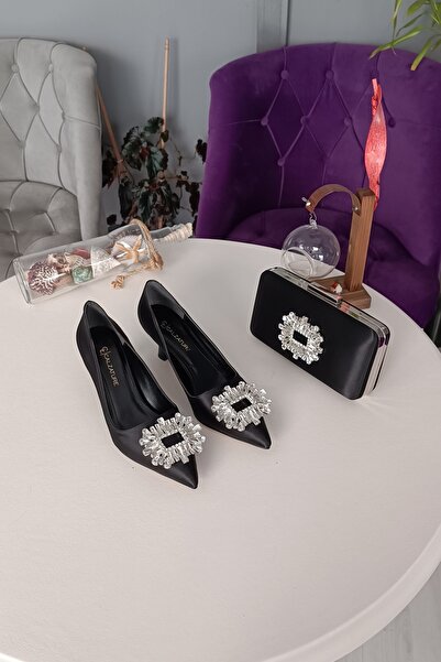 LA CALZATURE خنجر ساتان أسود - حذاء نسائي بكعب 7 سم من حجر الملك للسهرة