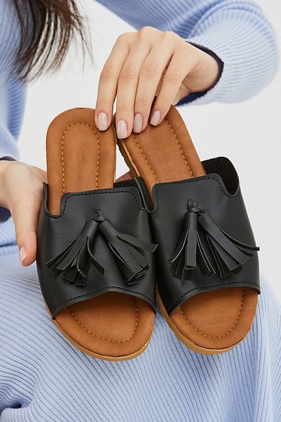 Moda Devrin Черни дамски чехли с пискюли Отворени предни външни и домашни чехли
