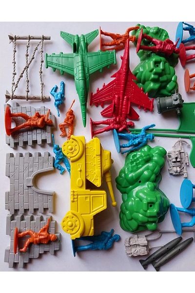 Hepsilazım Soldier Strategy Play Set 41 Pieces 2 Pack Commando Airplane Canoe Fence Flag Tank Wall Toys