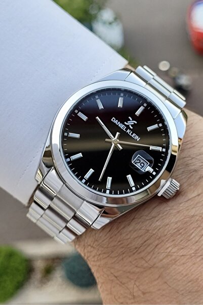Daniel Klein Silver Black Color Men's Wristwatch with Calendar