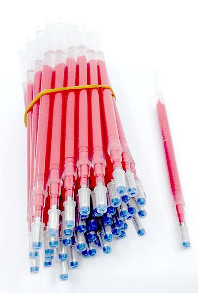 sanaldankapına Red Colored Flying Pen with Heat and Iron 10 Pieces