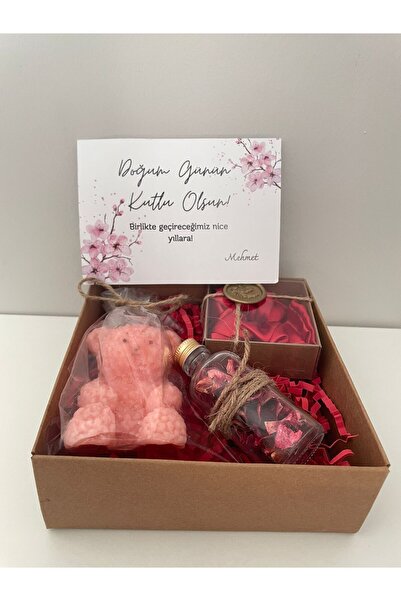 Home Kraft Hediyelik Doğum Günü Kutusu: Ayıcık Mum, Güllü Cam Şişe, Saten Tok...