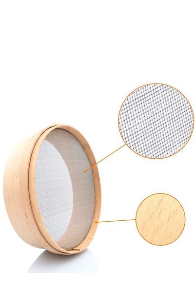 Transformacion 19 and 29 CM Set of 2 Wooden Flour Sieve