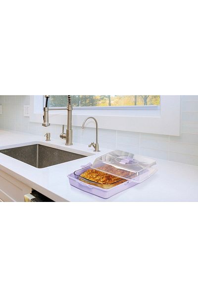 Happening Pastry Storage and Carrying Container