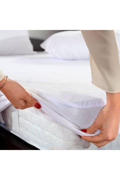First Class Fitted Liquid Proof Double Bed Mattress