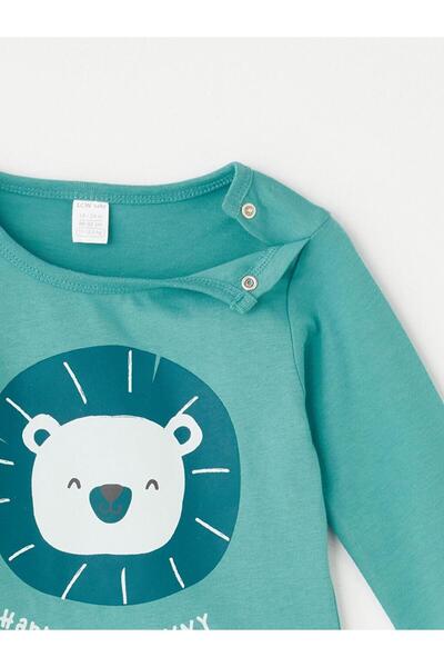 LC Waikiki Crew Neck and Printed Long Sleeve Pajamas Set for Baby Boy