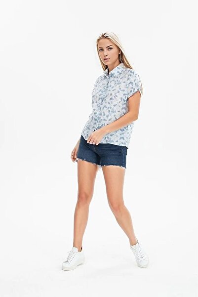 Cassime Жіноча сорочка з коротким рукавом, відкрита, блакитна, з візерунком у вигляді листя