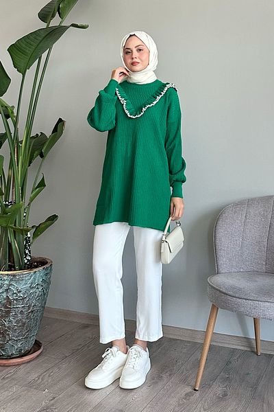 InStyle Pulover verde din tricotaje - cu volane și detalii de cusut