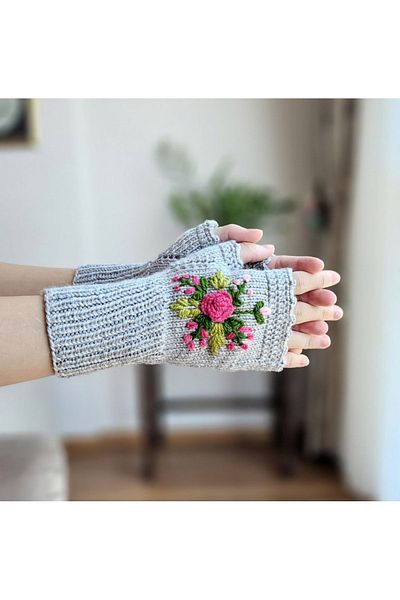 El örgüsü Floral Embroidered Fingerless Women's Gloves - Hand Knitted and Crocheted