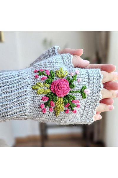 El örgüsü Floral Embroidered Fingerless Women's Gloves - Hand Knitted and Crocheted